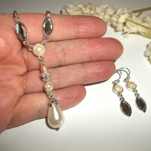 SAQ Y Necklace and Earring Set Silver Faux Pearl Ivory Cream Beige Beaded C446 - Picture 6 of 6